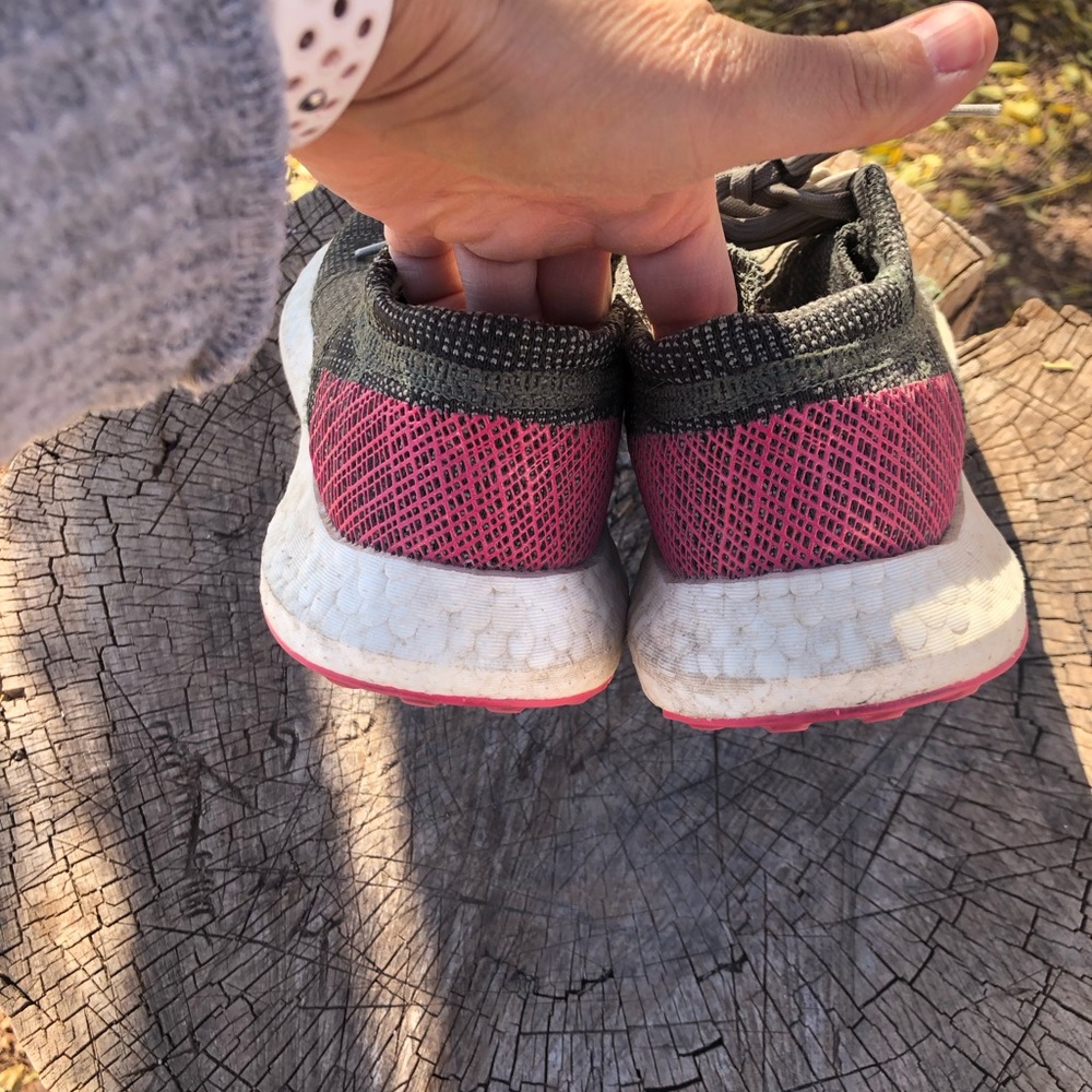 Adidas - Picture 4 of 5